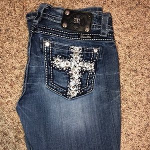 Miss Me Jeans with cross pocket jewels